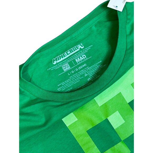 (5 for $25) Minecraft Creeper Graphic Tee in Green Size Large - Picture 3 of 4